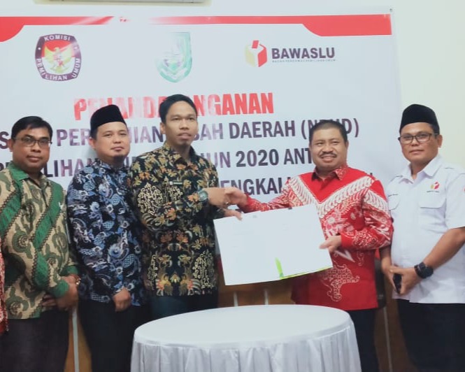 Bawaslu Di 6 Kabupaten Tandatangani Dana Hibah Pilkada 2020