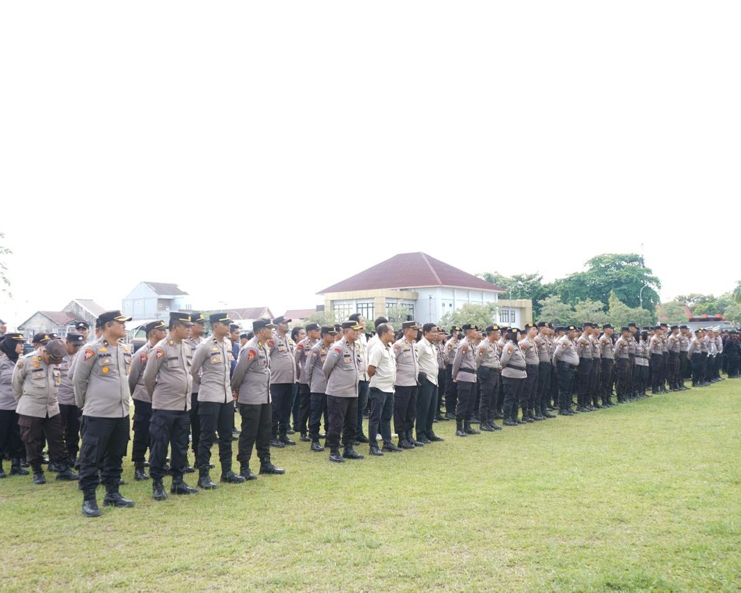 Katim Asistensi Pamatwil Mabes Polri Pimpin Apel Gelar Pasukan Satgas Power On Hand Kapolda Riau