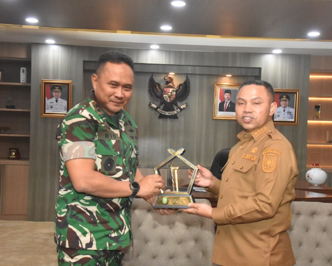 Pangdam I/BB Kunjungan Kerja Ke Kantor Gubernur Riau