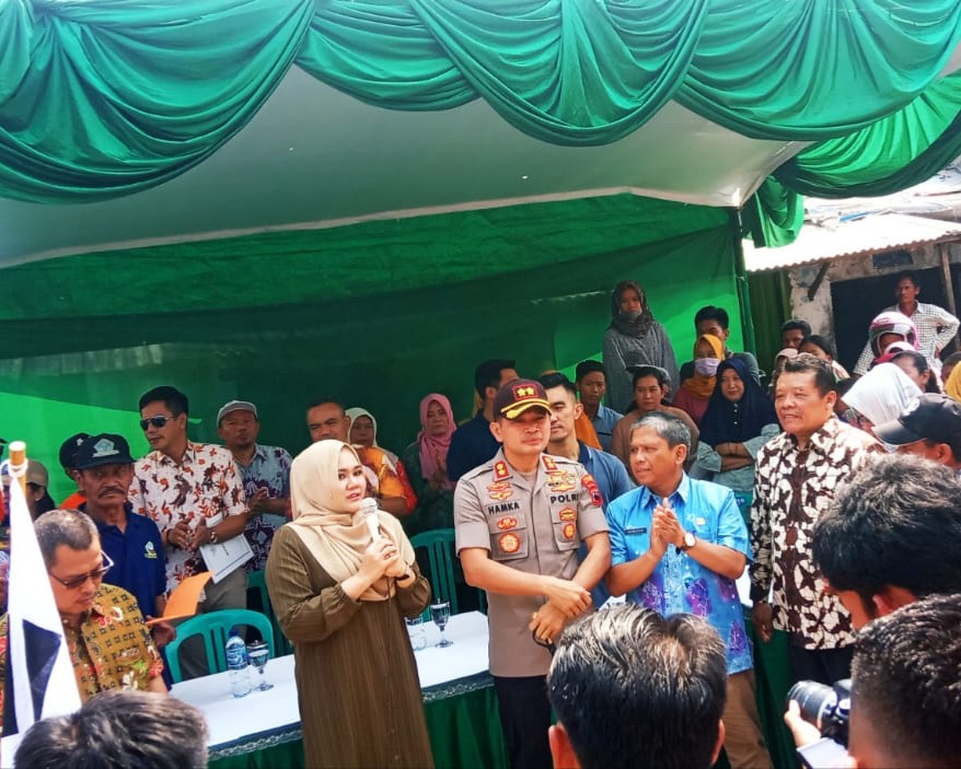 Bupati Kendal Hadiri Acara Sedekah Laut di Desa Bandengan