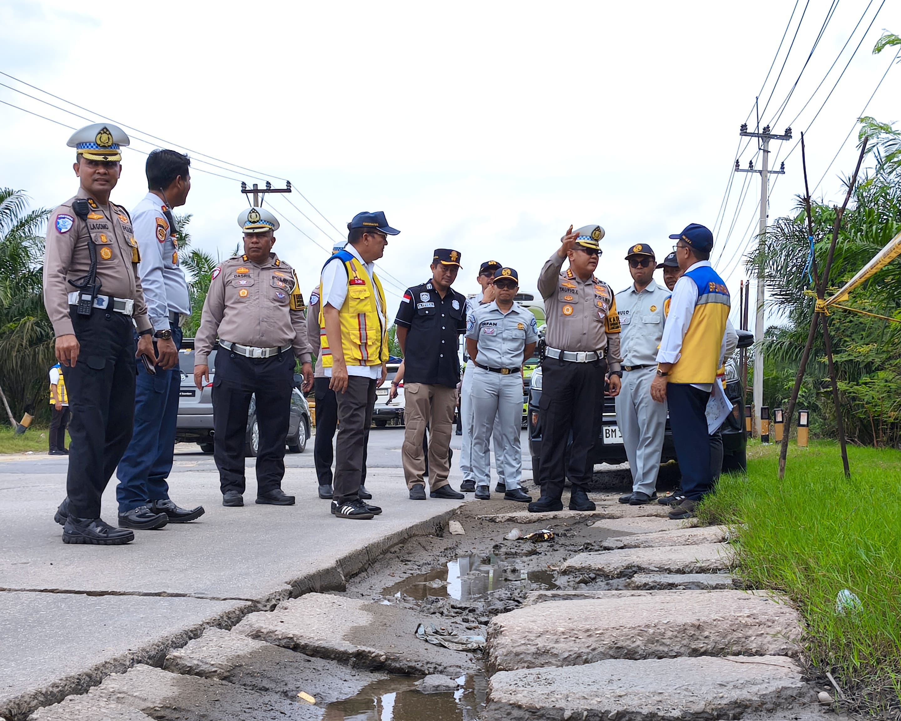 Jelang Operasi Ketupat Lancang Kuning 2025, Dirlantas Polda Riau Cek Kondisi Jalan Lintas Timur Bersama Instansi Terkait