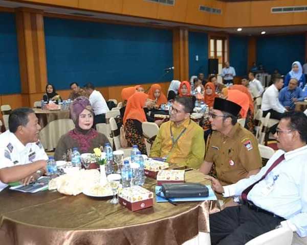 Wakil Walikota Padang Hendri Septa: Transaksi Dengan QRIS Menguntungkan Pembeli dan Penjual