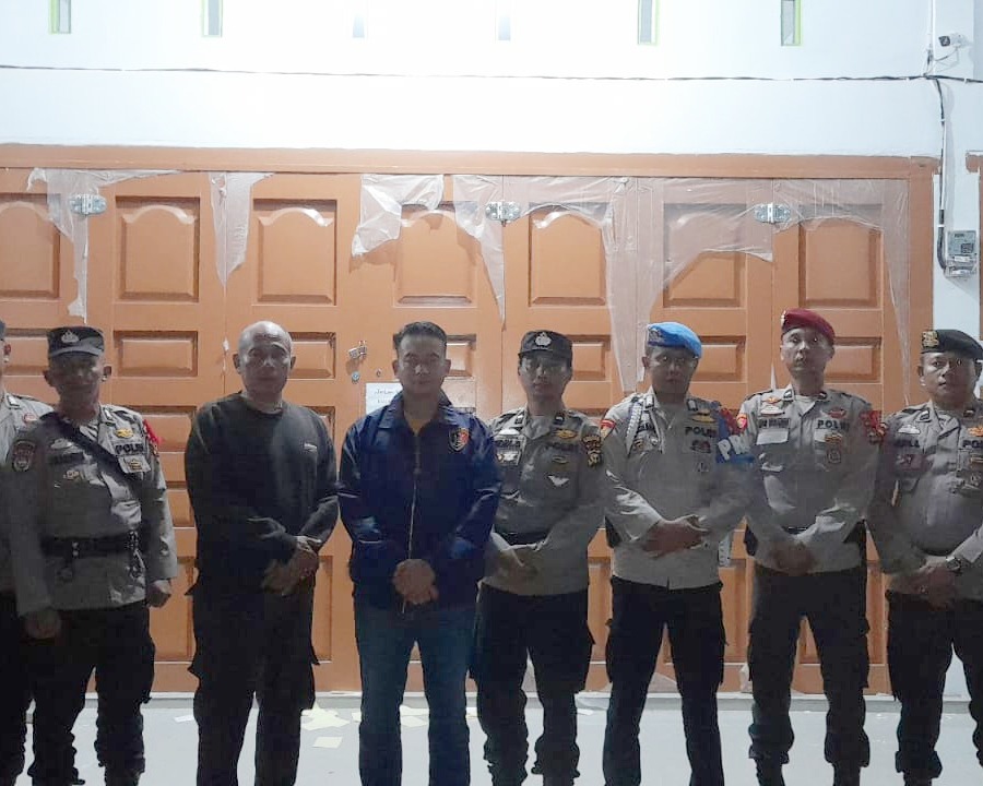 Operasi Mantap Praja Lancang Kuning 2024, Wakapolres Rohul Tinjau Gudang Logistik KPU Serta Berikan Arahan Pengamanan