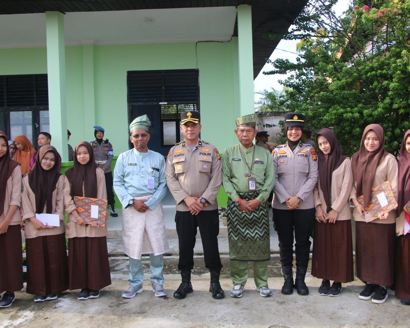 Wujudkan Generasi Peduli Lingkungan, Polres Rohul Serahkan Penghargaan Pemenang Lomba Konten Green Policing