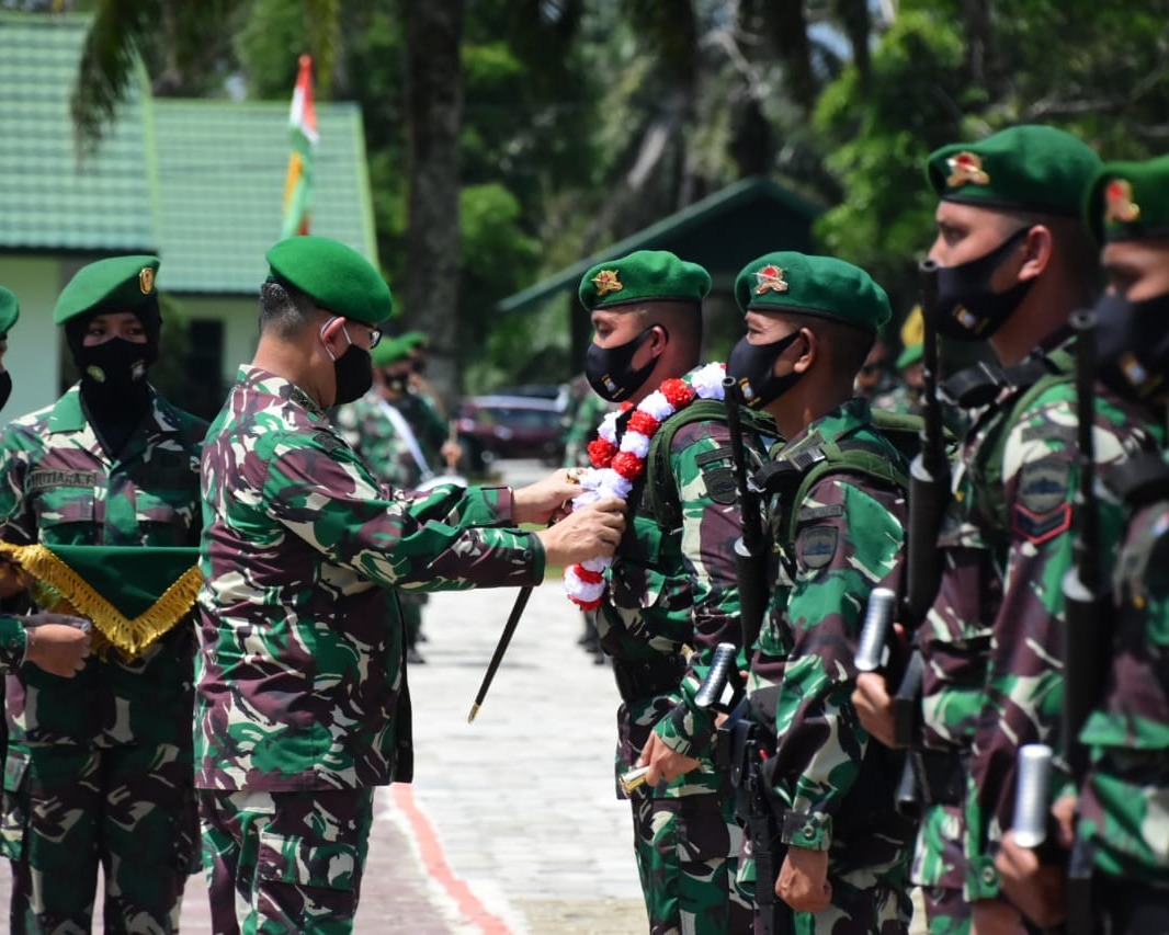 Bersama Pangdam, Danrem 031/WB Tepuk Tepung Tawar Satgas Pamtas RI-RDTL