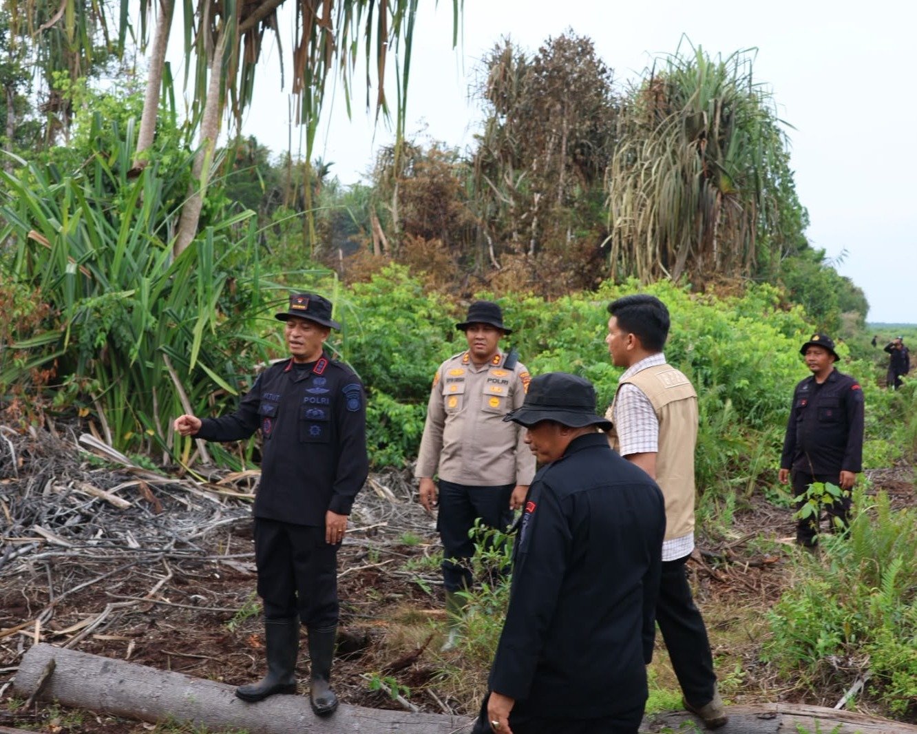 Polda Riau Gunakan X Fire dan Drone Tangani Karhutla Siak, Lima Titik Api Berhasil Dipadamkan