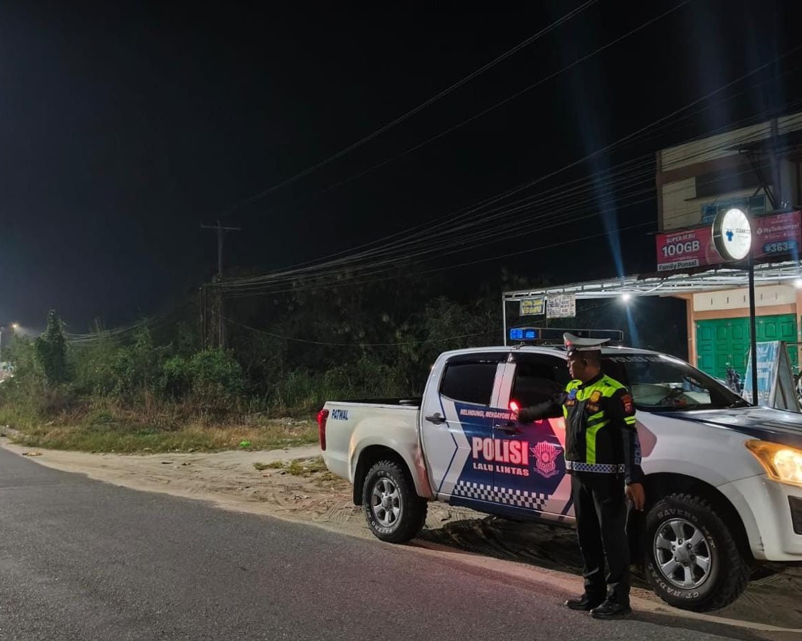 Blue Light Patrol Polres Siak Sasar Titik Rawan, Cegah Laka dan C3 di Malam Hari