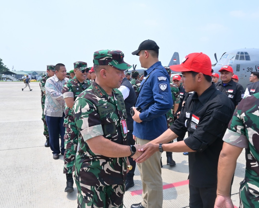 Pangkodau I Dampingi Kasau, Sambut Kedatangan Satgas Garuda Merah Putih II