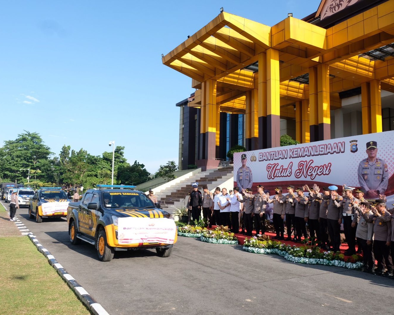 Lepas Pendistribusian ‘Bantuan Kemanusiaan Untuk Negeri’, Kapolda Riau Irjen Pol M. Iqbal: Bantuan Harus Tepat Sasaran