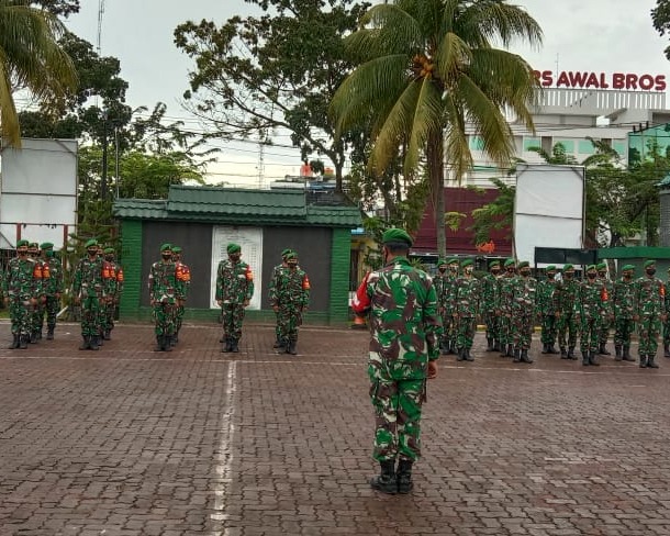 Usai Apel Pagi, Personil Kodim 0301/PBR Laksanakan Program Latihan Minggu Militer