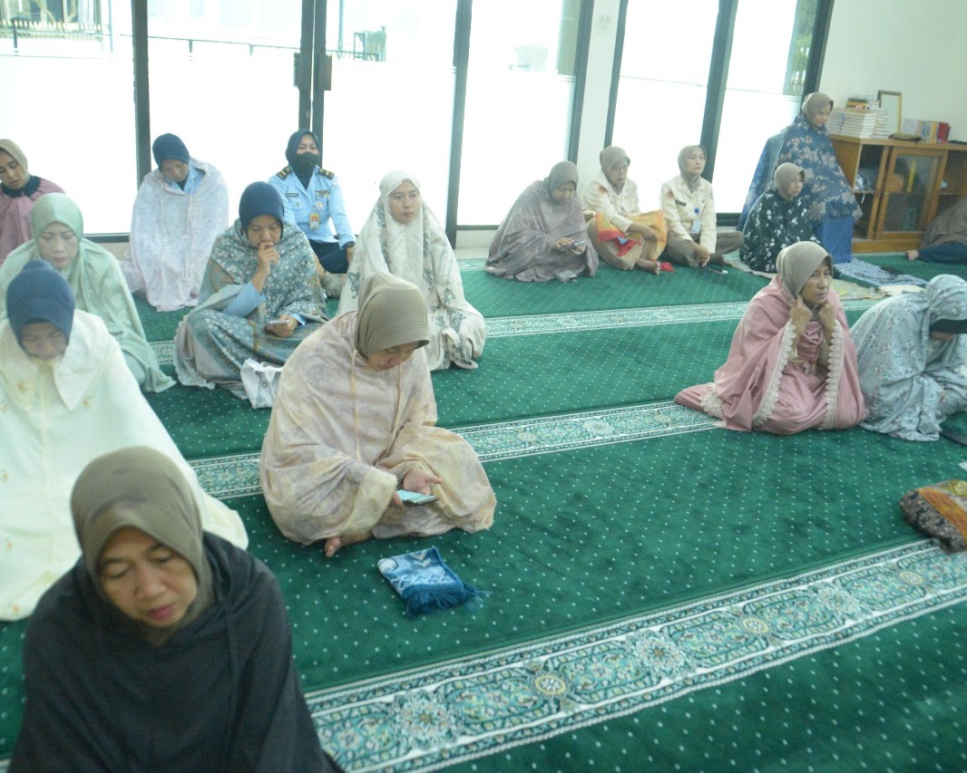 Pupuk Keimanan, Masalah Akan Bisa Diselesaikan