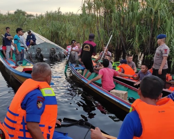 Speedboat Tim Gabungan Paspampres Tabrakan di Perairan Sungai Sebangau Palangka Raya