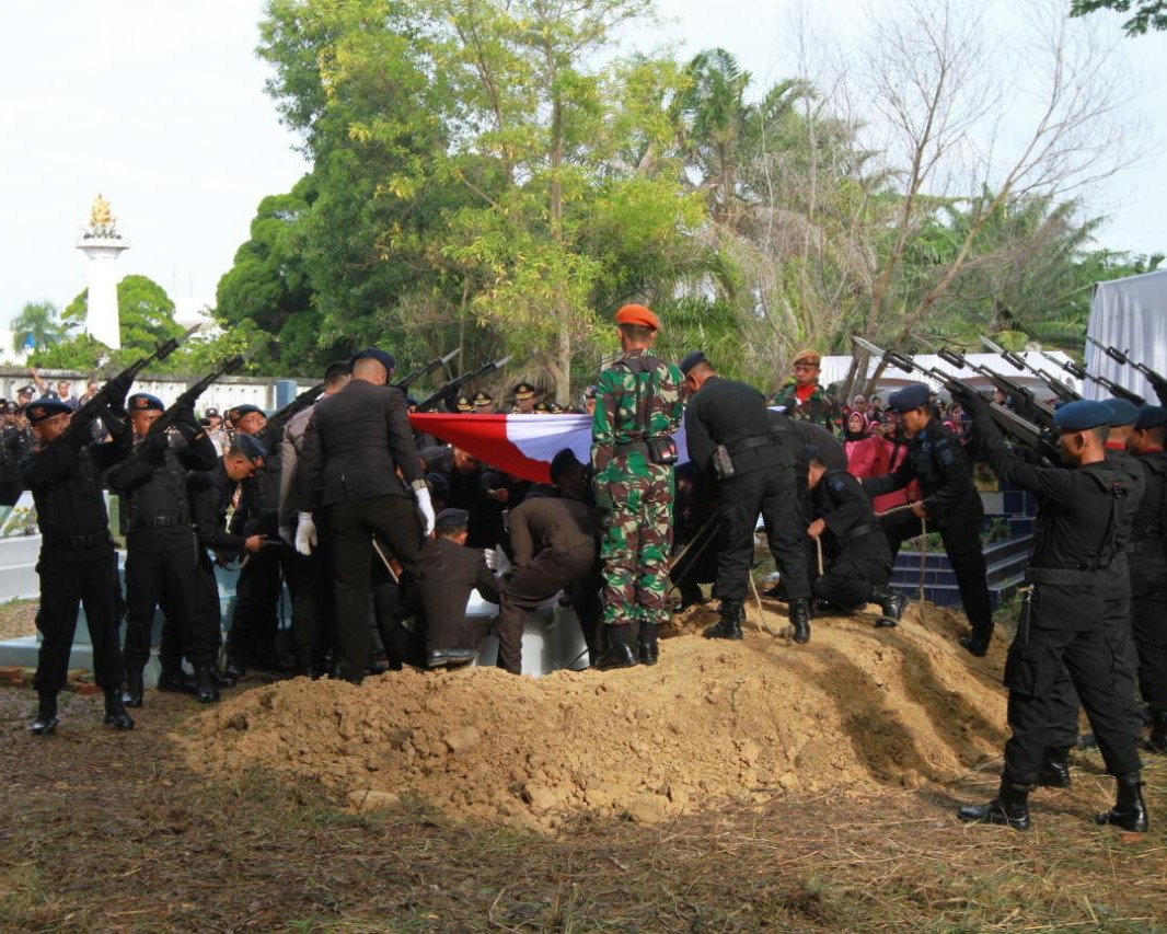 Kapolda Riau Irjen Pol Agung Imam Efendi: Sosok Almarhum Bripka (Anumerta) Hendra Saut Parulian Sibarani Adalah Sosok Yang Menginspirasi