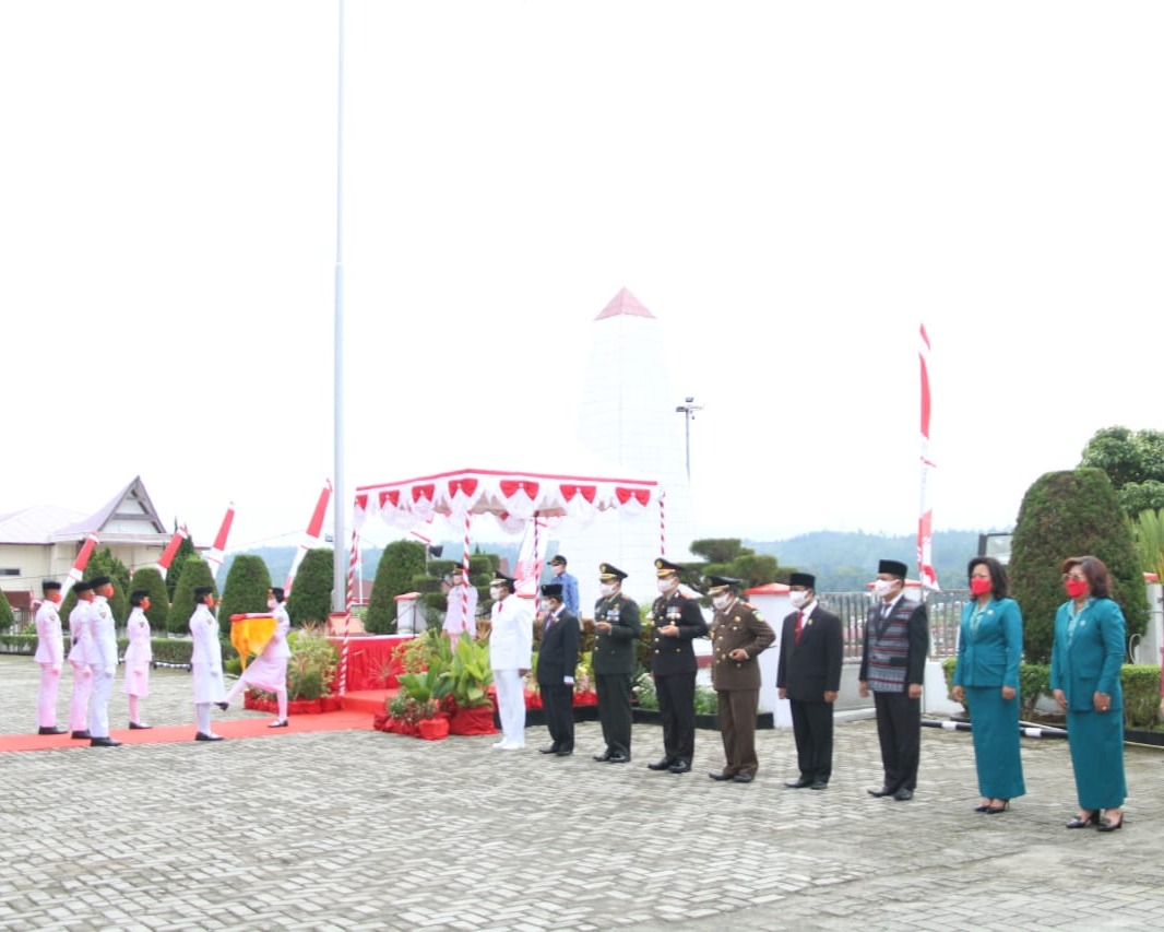Bupati Taput Pimpin Upacara Peringatan Kemerdekaan Republik Indonesia Ke 76