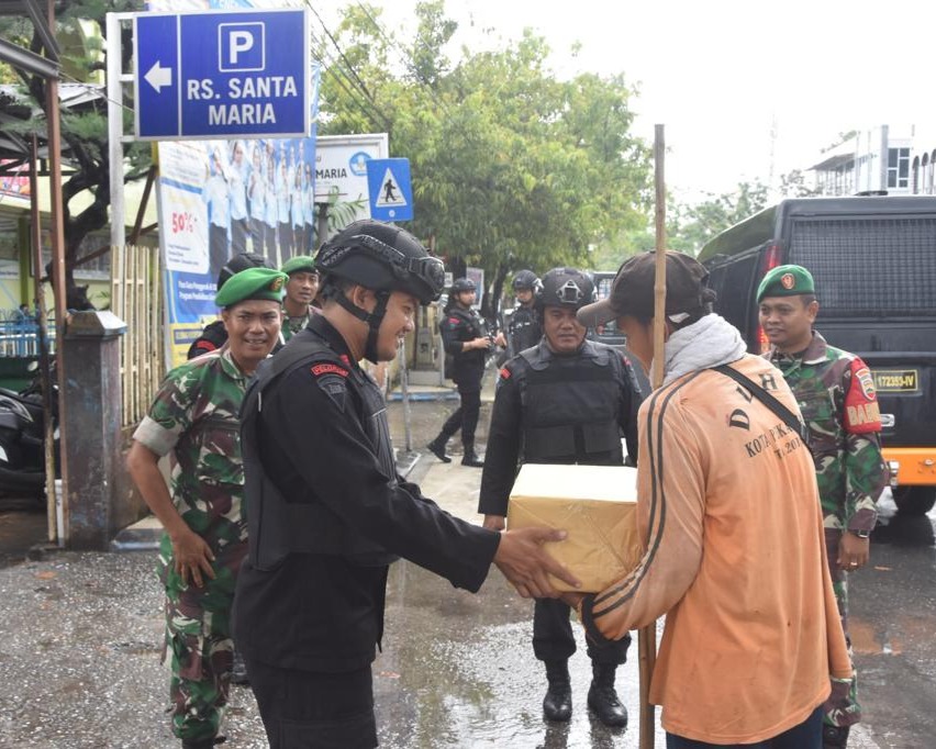 Brimob Polda Riau Bersama Kodim 0301/PBR Gelar Patroli Bersama, Jaga Kenyamanan Masyarakat