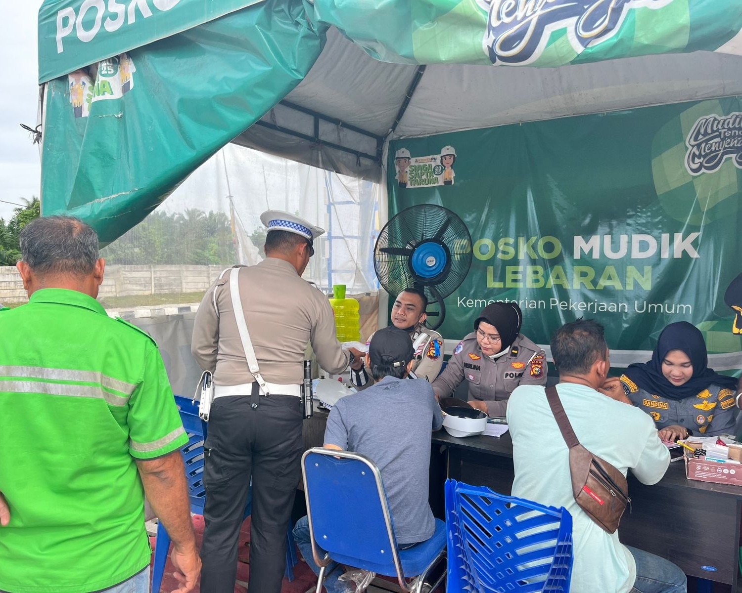 Satgas Gakkum Operasi Patuh Lancang Kuning 2025 Polda Riau Tindak 48 Pelanggaran Di Jalintim Tenayan Raya