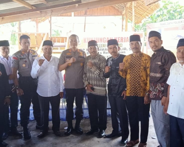 Kunjungan Kerja ke Polsek XIII Koto Kampar, Kapolres Kampar Adakan Pertemuan Dengan Tokoh Masyarakat