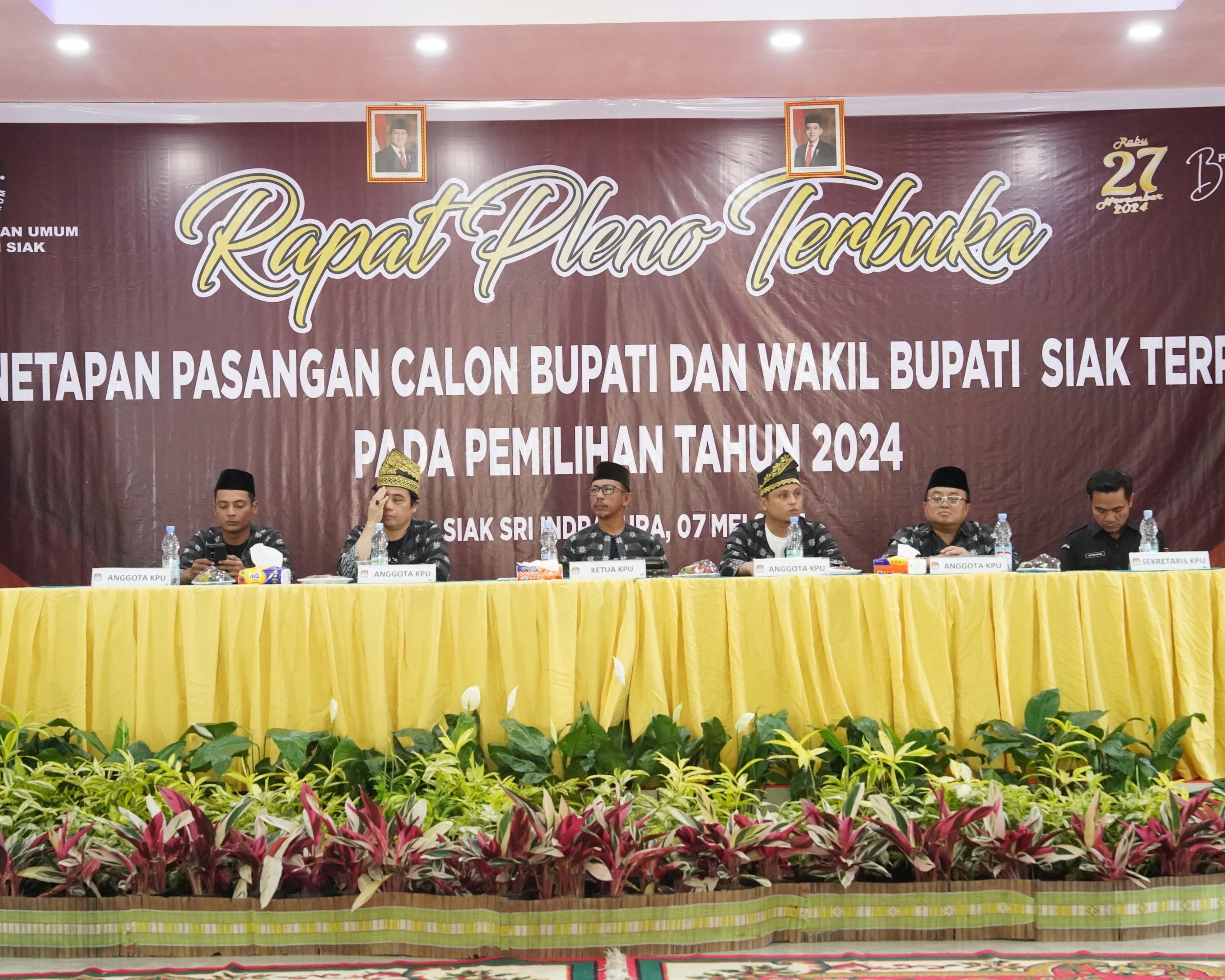 Rapat Pleno Terbuka Penetapan Bupati dan Wakil Bupati Siak Terpilih Pilkada Siak 2024 Berlangsung Aman dan Lancar