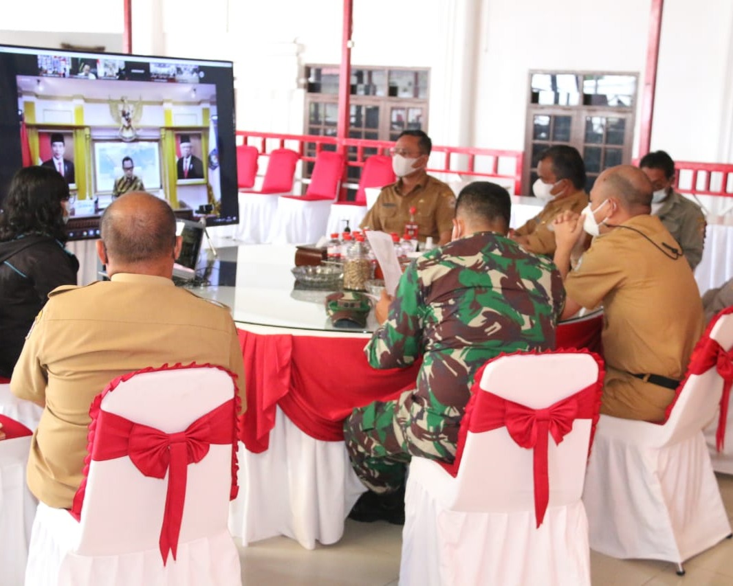 Bupati Taput Pimpin Rapat Bersama Forkopimda Tentang PPKM Jelang Perayaan Hari Raya Idul Fitri 1442 H