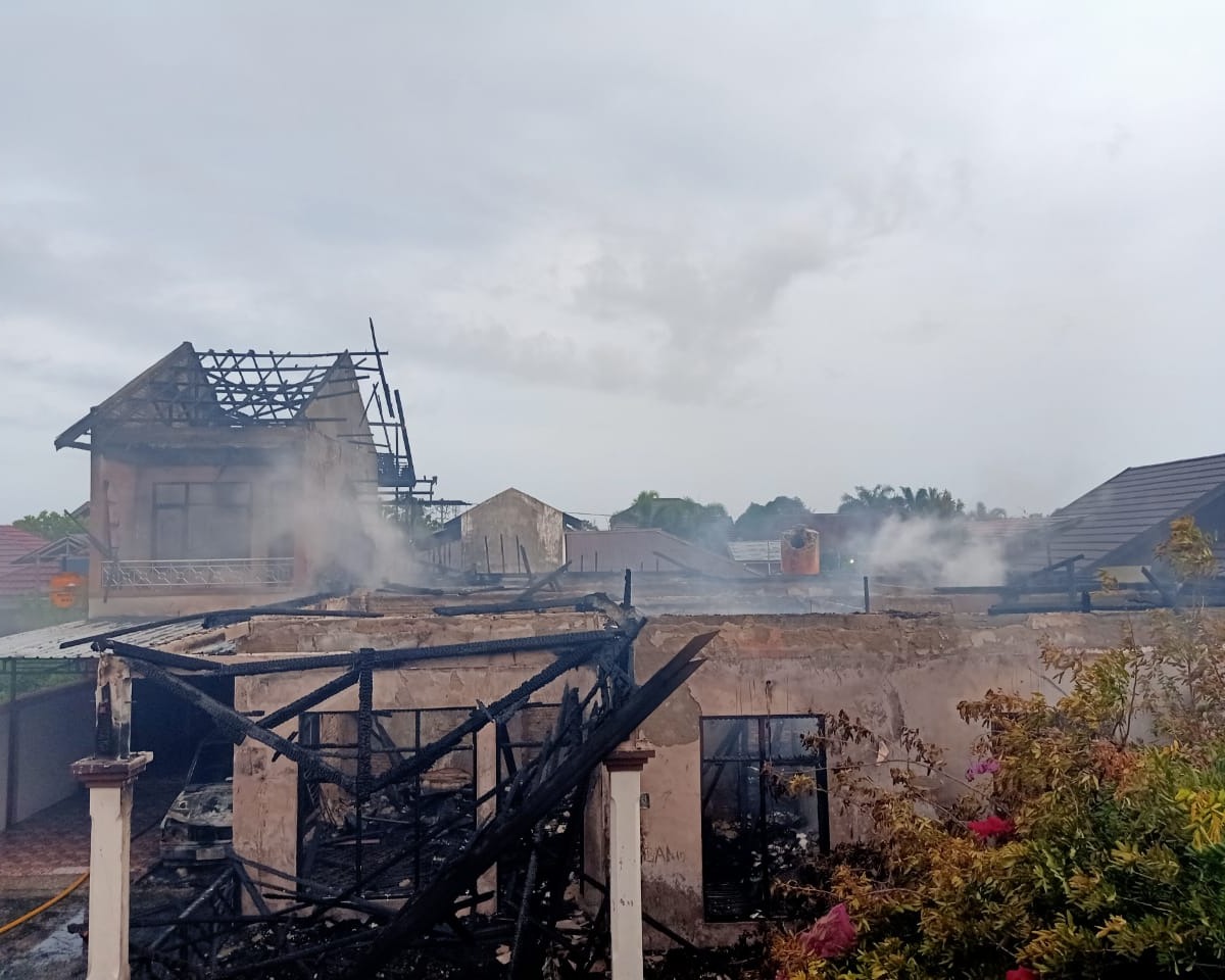 Si Jago Merah Menghanguskan Rumah di Jalan Rajawali III Kota Palangka Raya