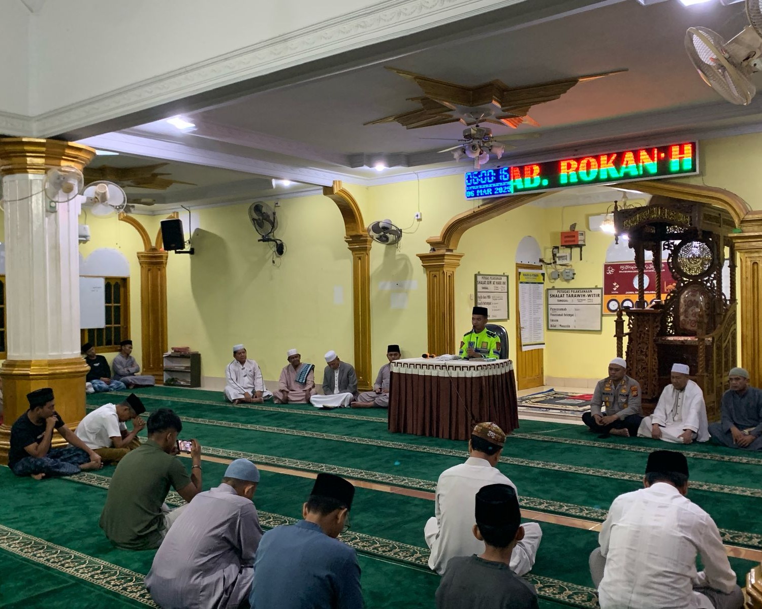 Polres Rokan Hulu Gelar Giat Subuh Keliling (Suling) di Masjid Al-Furqan Desa Koto Tinggi