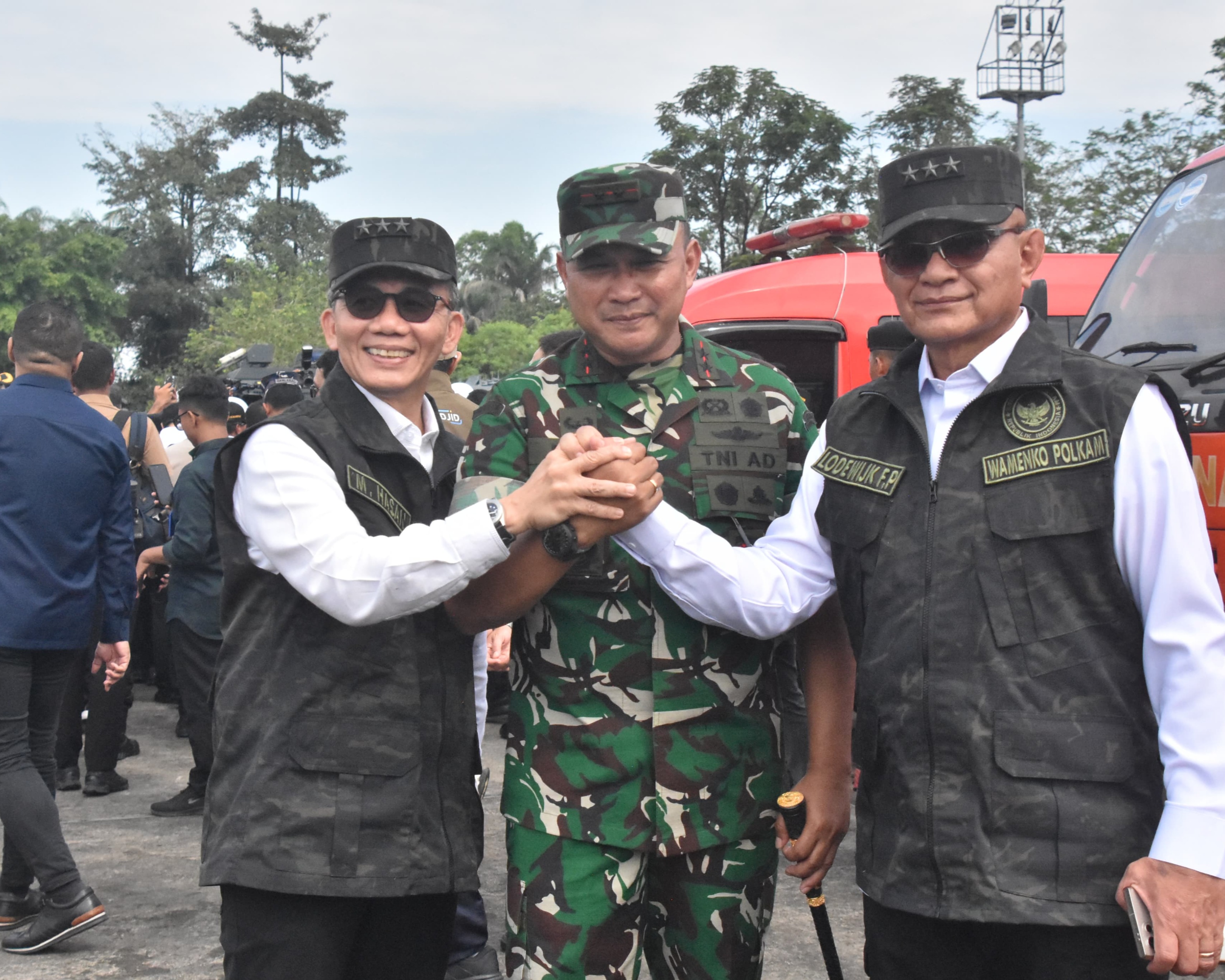 Danrem 031/WB Dampingi Pangdam I/BB Hadiri Apel Kesiapsiagaan Kebakaran Hutan dan Lahan Provinsi Riau Tahun 2025, 'Perkuat Sinergi dan Kesiapan Nasional'