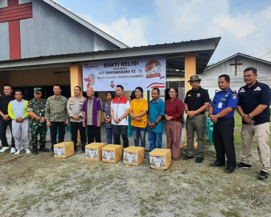 HUT Bhayangkara Ke-78, Polresta Pekanbaru dan Polsek Sukajadi Laksanakan Bakti Religi Ke Rumah Ibadah 