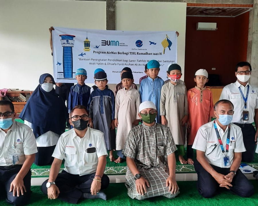 AirNav Indonesia Cabang Pekanbaru Berbagi, TJSL Bulan Suci Ramadhan 1442 H