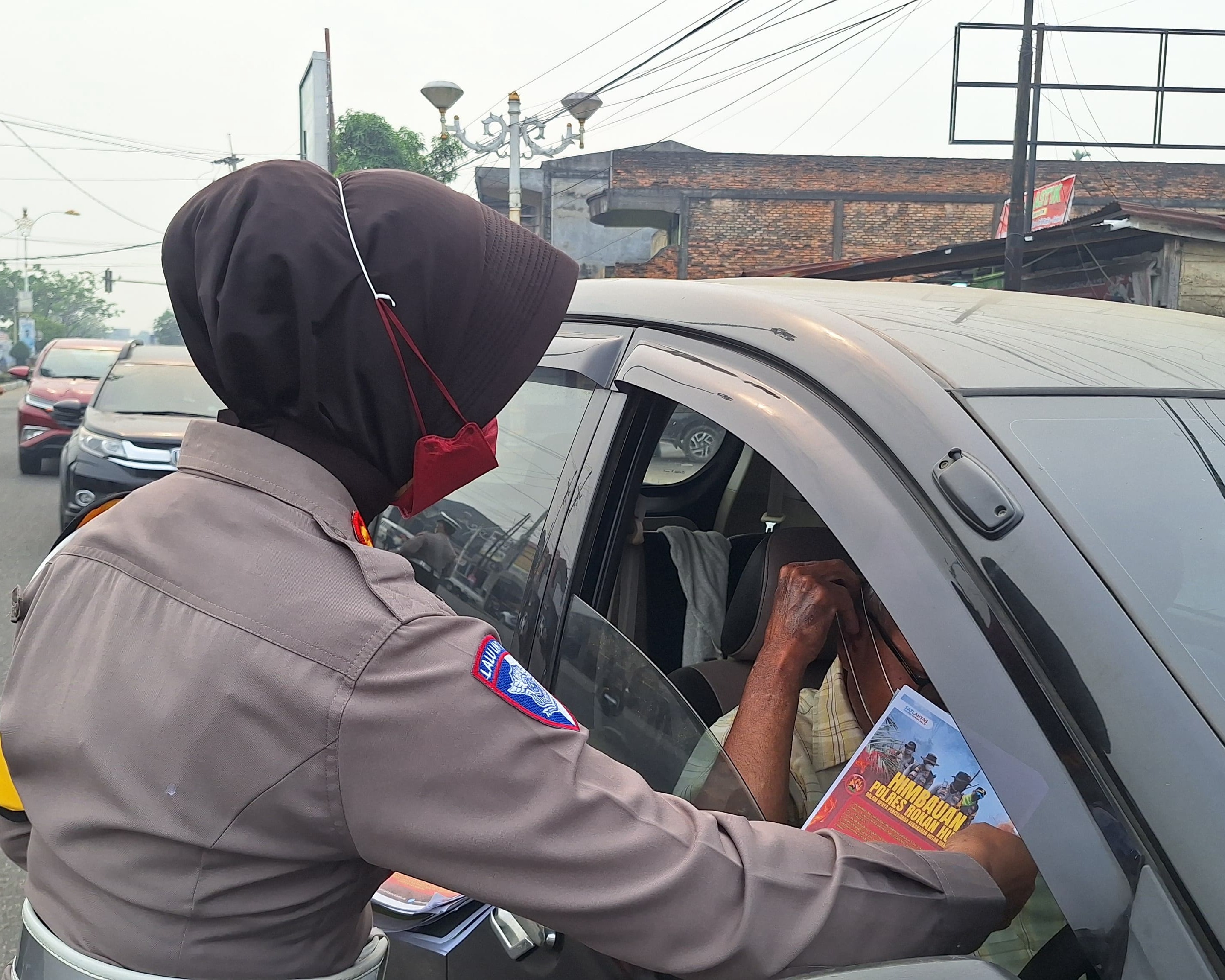 Polres Rohul Gencarkan Sosialisasi dan Edukasi Karhutla: Wujud Nyata Kepedulian Terhadap Lingkungan Dan Kesehatan Masyarakat