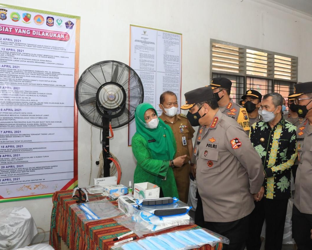 Respon Arahan Presiden Dalam Penanganan Covid-19 Secara Ovensif, Wakapolri Lakukan Kunjungan Kerja Ke Provinsi Riau