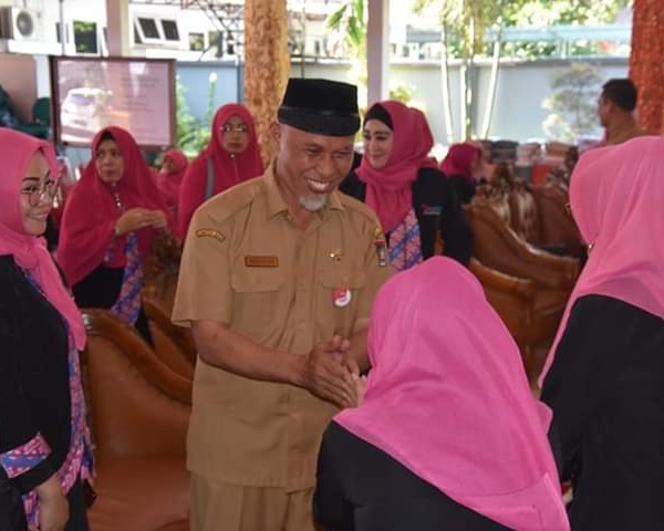 Ketua IPEMI Kota Padang Fitri Majid Periode 2020 - 2025 di Lantik