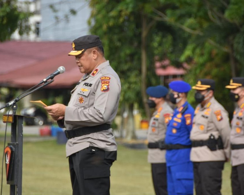 Wakapolda Riau Pimpin Upacara Penutupan Bintradisi Perwira dan Bintara Satuan Brimob Polda Riau