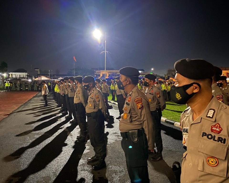 Polda Riau Tingkatkan Intensitas Giat Penyekatan Posko Larangan Mudik Dan Himbauan Patuh Prokes Covid-19 Serta Pembubaran Kerumunan