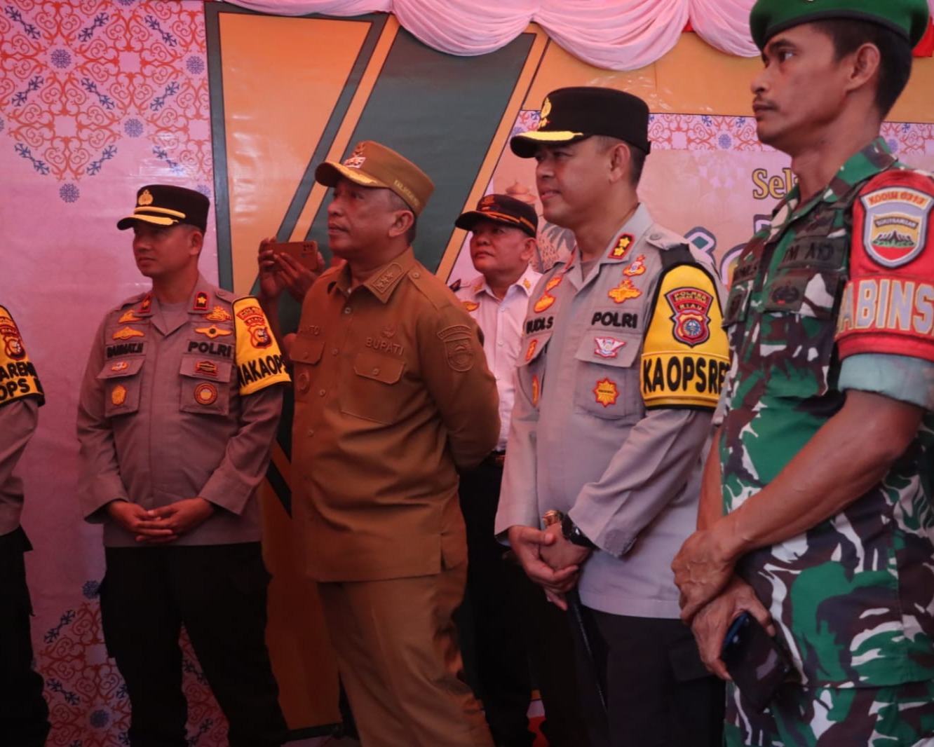 Kapolres Dan Bupati Rohul Tinjau Pos Pam Lebaran, Pastikan Kelancaran Operasi Ketupat Lancang Kuning 2025