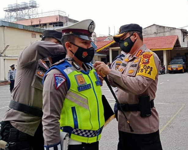 Kapolresta Pekanbaru Pimpin Apel Gelar Pasukan Operasi Keselamatan Tahun 2021