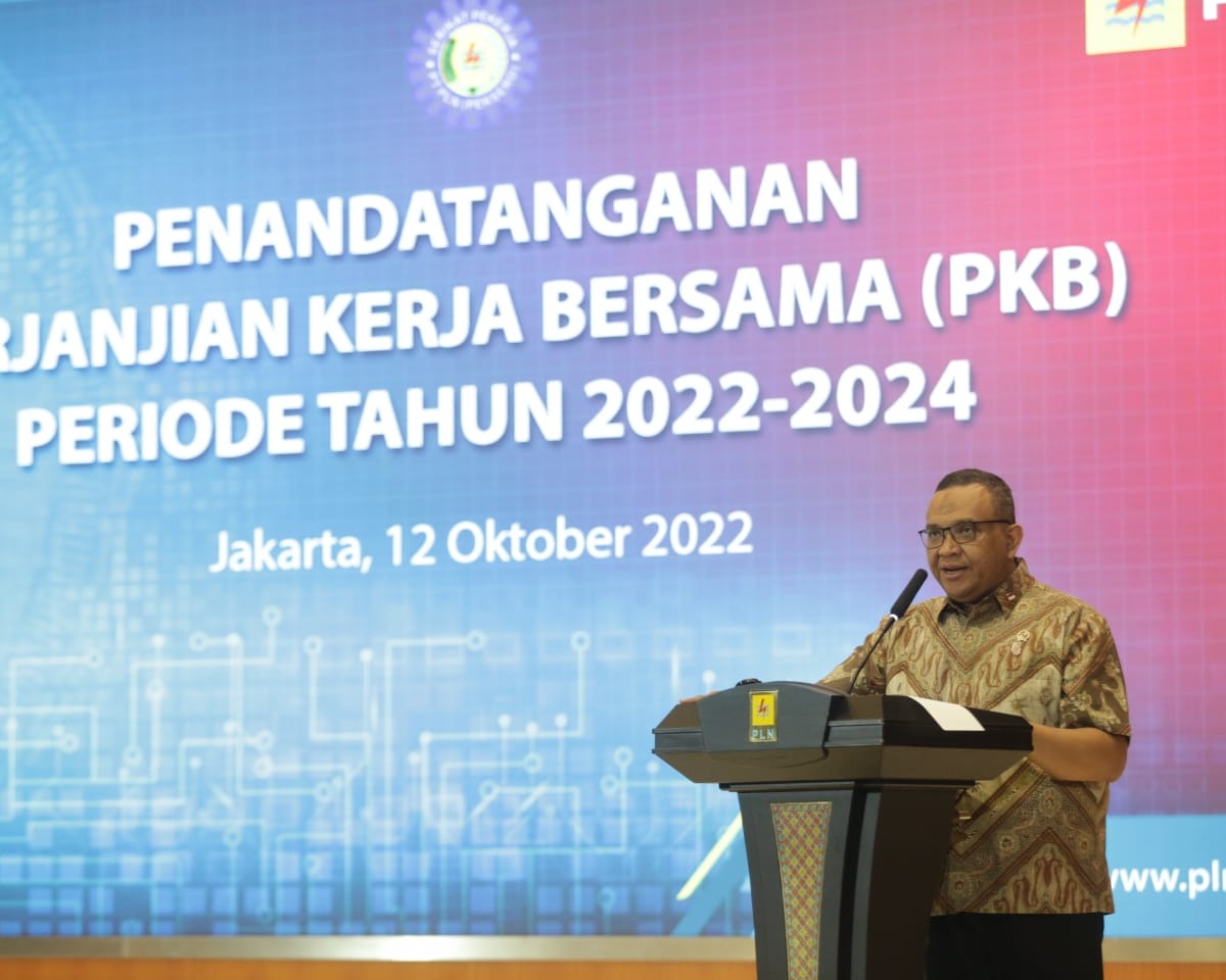Setelah Menanti 10 Tahun, Manajemen dan Serikat Pekerja PLN Akhirnya Teken Perjanjian Kerja Bersama