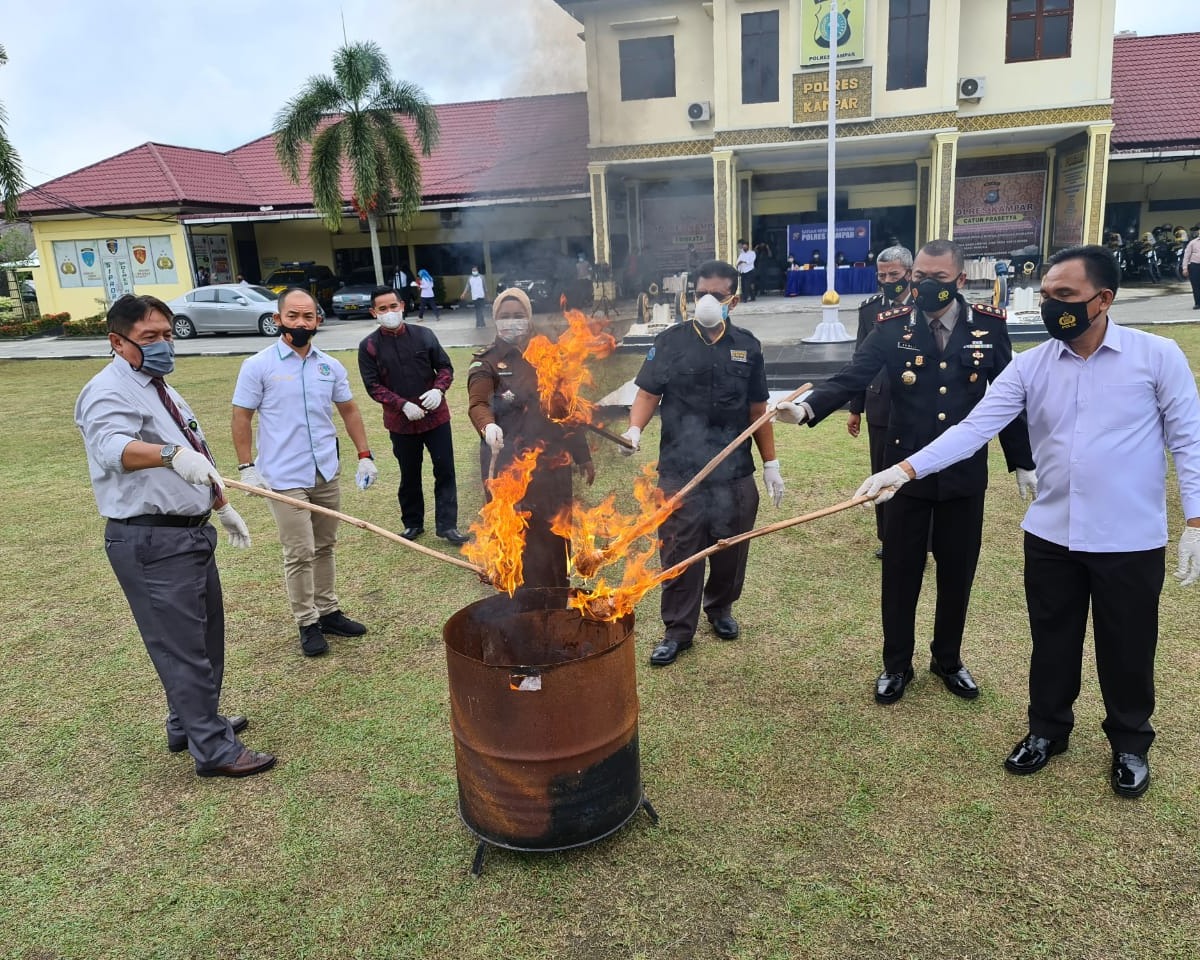 Tunjukkan Keseriusan Berantas Narkoba, Belum 4 Bulan Polres Kampar Sudah Ungkap 77 Kasus Dengan 98 Tersangka