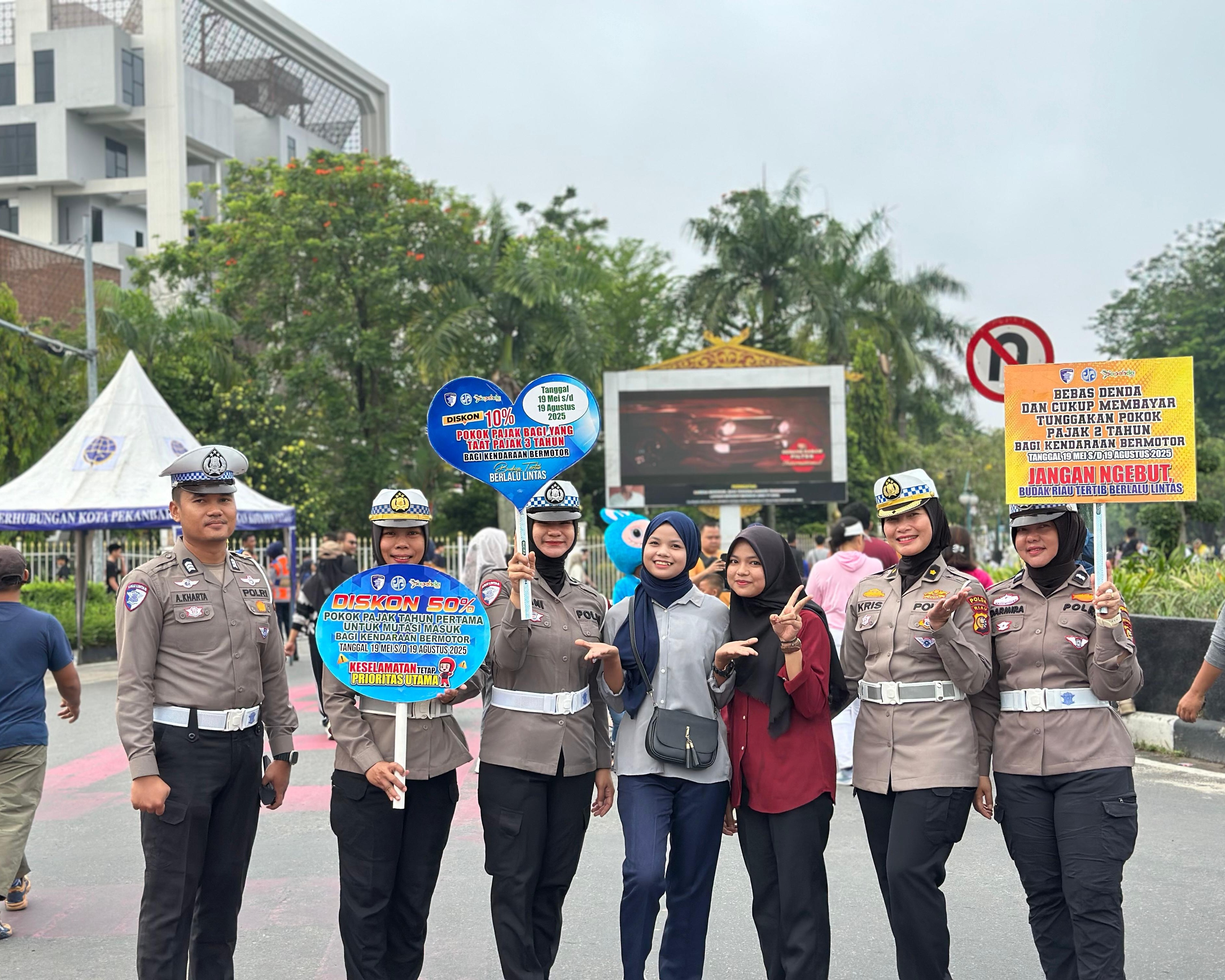 Sempena Hari Lahir Pancasila, Ditlantas Polda Riau Gelar Kampanye Keselamatan Berlalu Lintas di CFD Pekanbaru