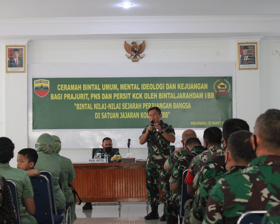 Kodim 0301/PBR Terima Ceramah Bintal Umum Mental Ideologi dan Kejuangan Dari Tim Bintaljarahdam I/BB