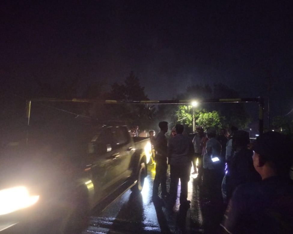 Jembatan Sungai Rokan Resmi Ditutup, Kapolres Rohul Himbau Masyarakat Untuk Tertib Lalu Lintas Sesuai Jalur Alternatif