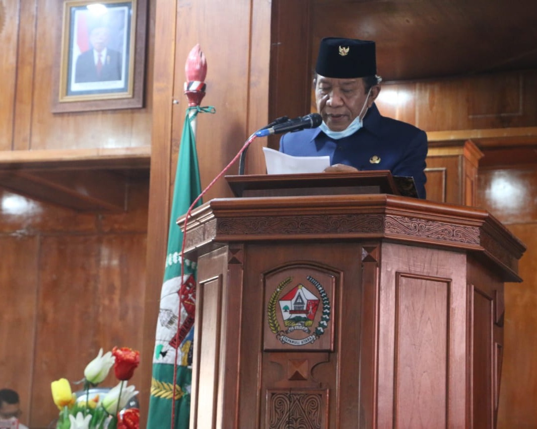 Pemkab Taput Terima Keputusan DPRD Taput Tentang Rekomendasi Atas LKPJ Bupati Tahun 2020