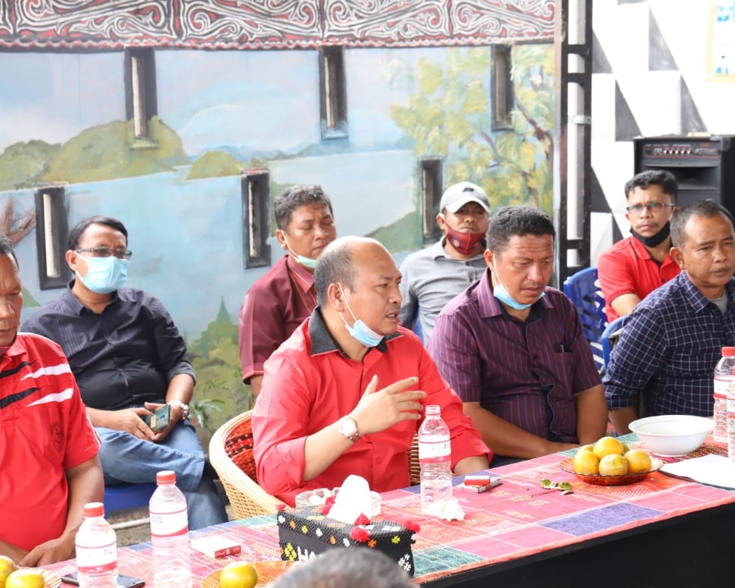 Programkan Tarutung Pilot Percontohan Pertanian, Bupati Taput Diskusi Bersama Para Kepala Desa