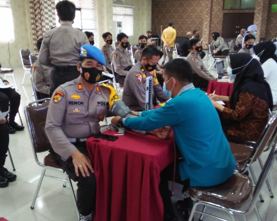 Polresta Pekanbaru Kembali Melakukan Vaksinasi Covid-19 Tahap Dua