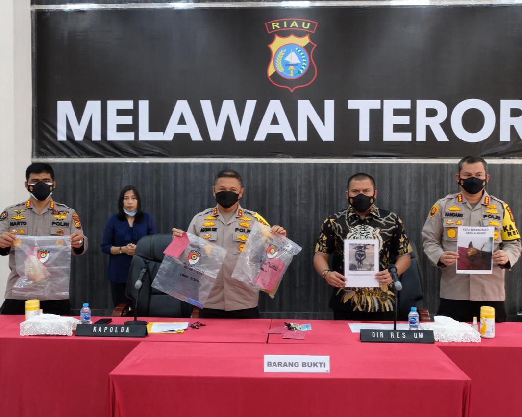 Polda Riau Melawan Teror, Seorang Satpam Dan Dua Rekannya Dibekuk