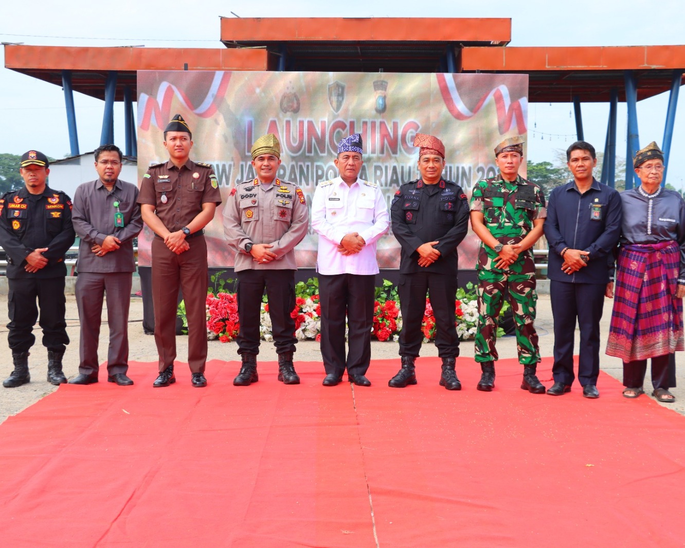 Launching Program Polisi RW Polres Inhu di Danau Raja dan Rompi Motif Seroja