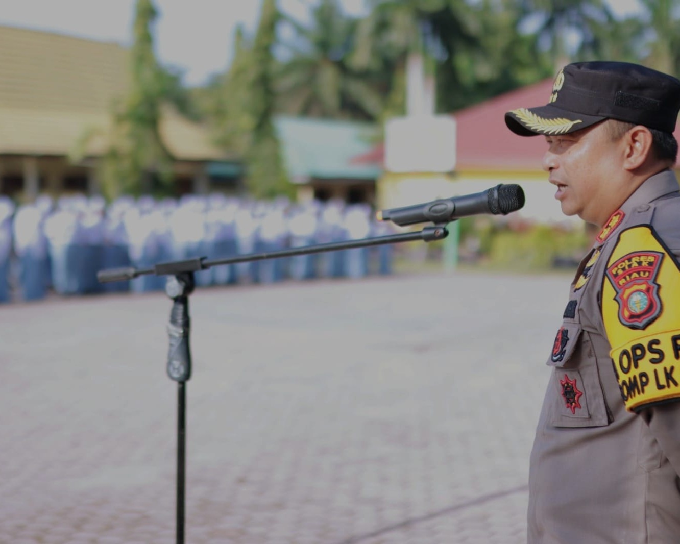 Beri Motivasi Siswa Siswi SMA N 1 Dayun, Lewat Program Police Goes to School Kapolres Siak Juga Ingatkan Bahaya Hoax, Ciptakan Pilkada Damai