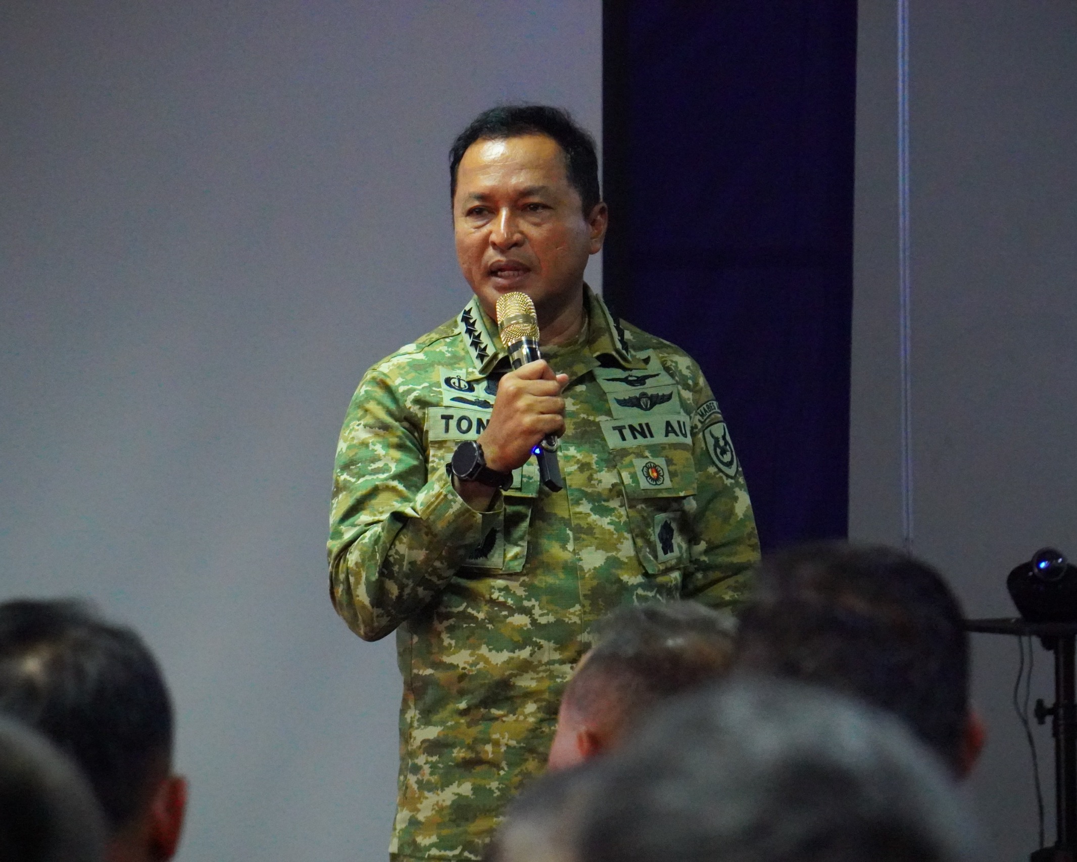 Pangkodau I Hadiri Acara Debrief Dan Pemberian Apresiasi Kepada Pelaku Demo Udara