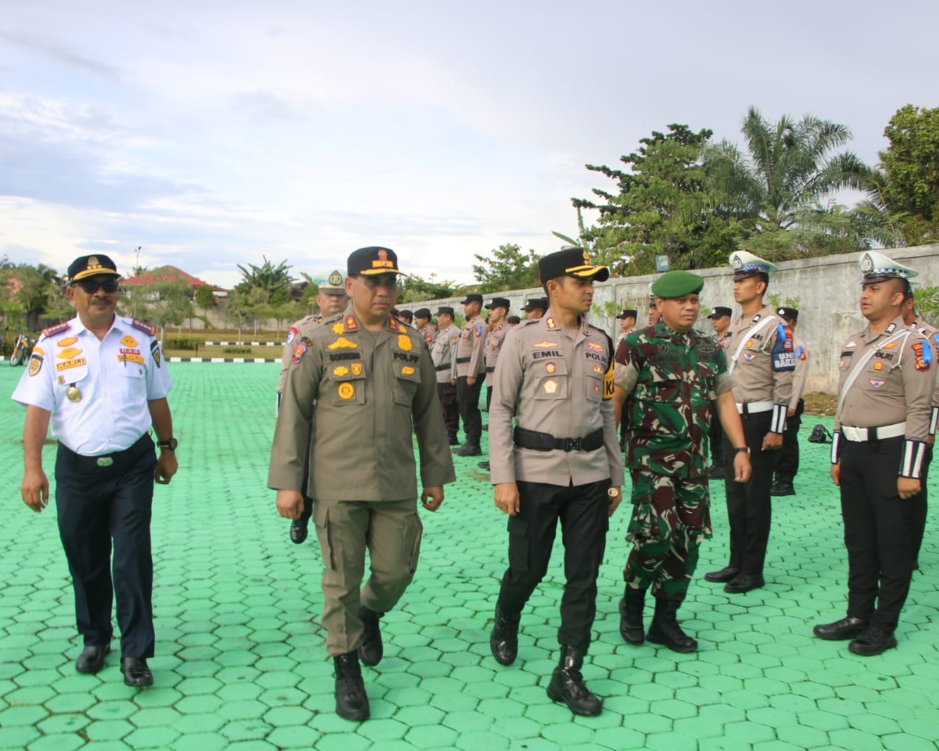 Dipimpin Kapolres AKBP Emil Eka Putra, Polres Rohul Gelar Apel Pasukan Operasi Zebra Lancang Kuning 2025