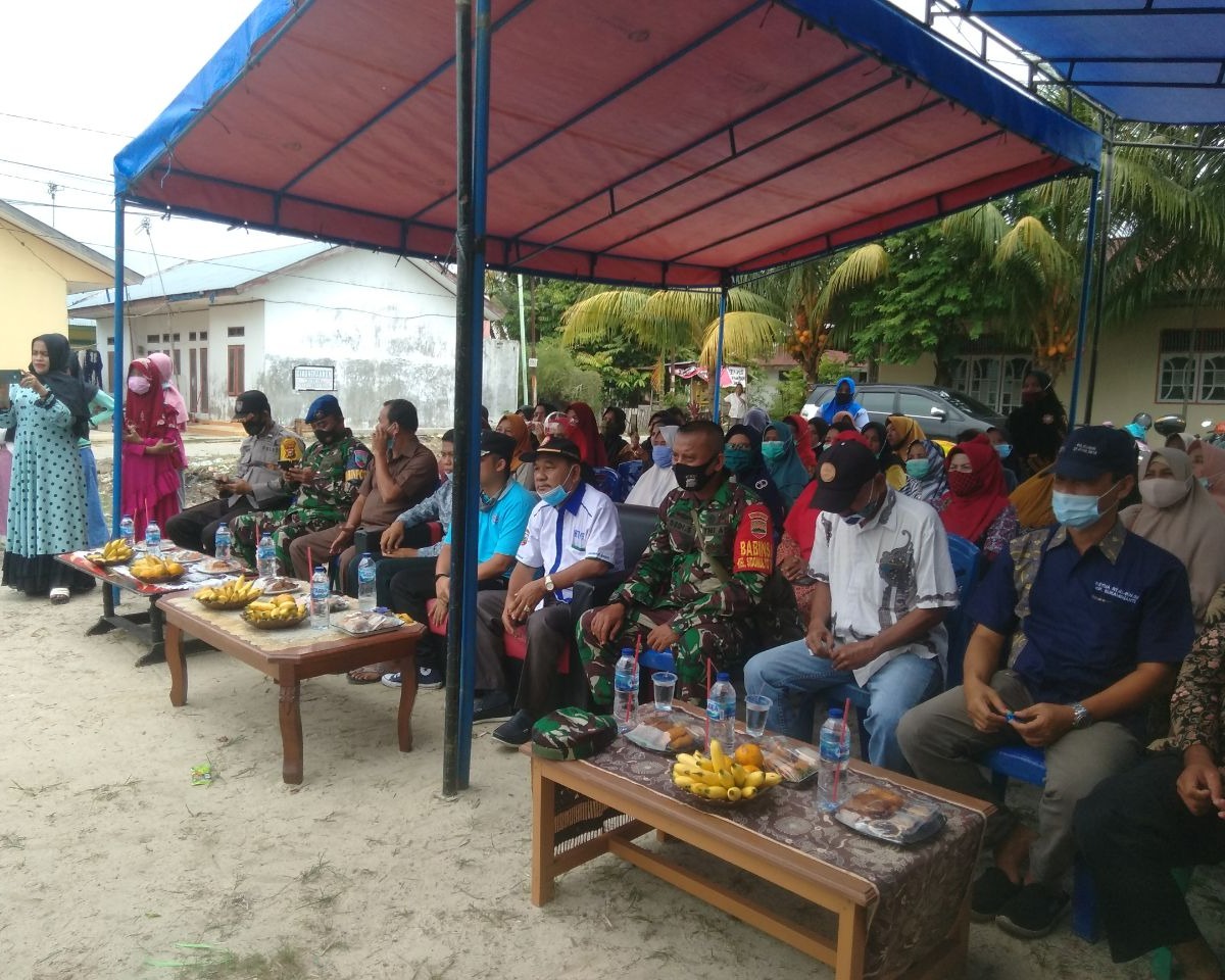 Babinsa Kodim 0301/PBR Hadiri Peresmian Kantor Sekretariat Bank Sampah di Kelurahan Sidomulyo Timur