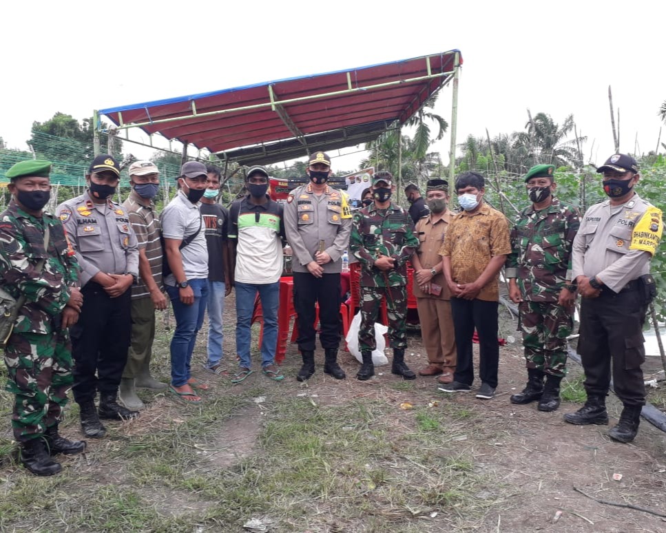 Dialog Interaktif Kabaharkam Polri Melalui Zoom Meeting di Area Jaga Kampung Perhentian Marpoyan Kota Pekanbaru